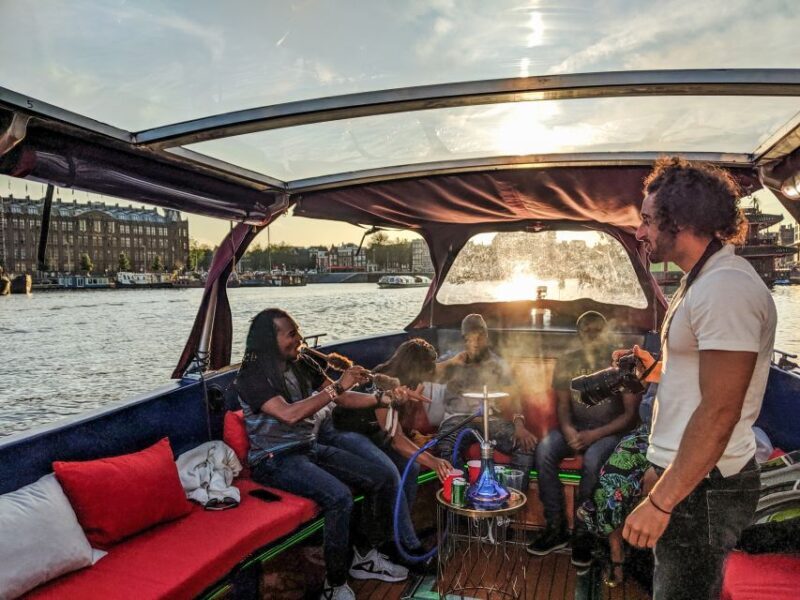 Amsterdam: Smoke and Lounge City Boat Cruise - Key Points