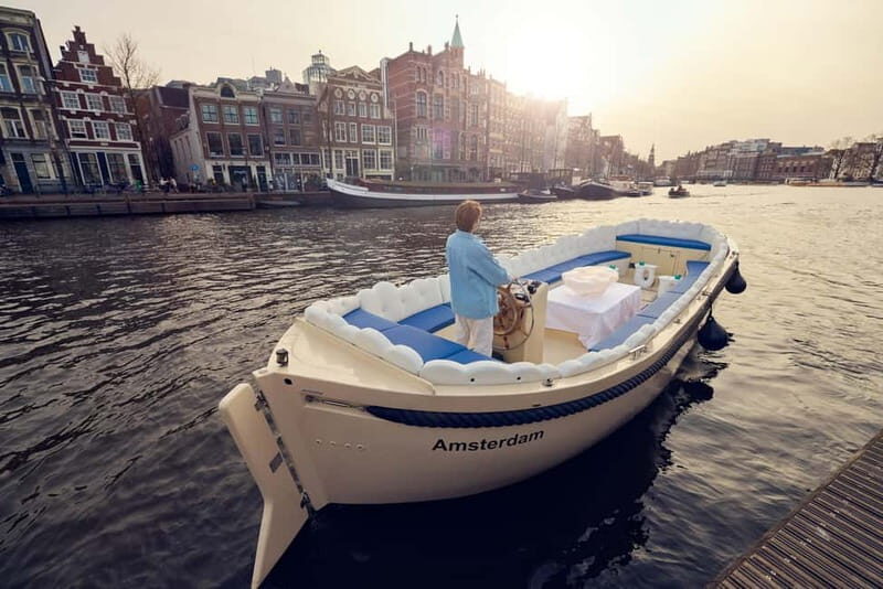 Amsterdam: Smoke Friendly Cannabis Cruise on Cloud Boat - FAQ