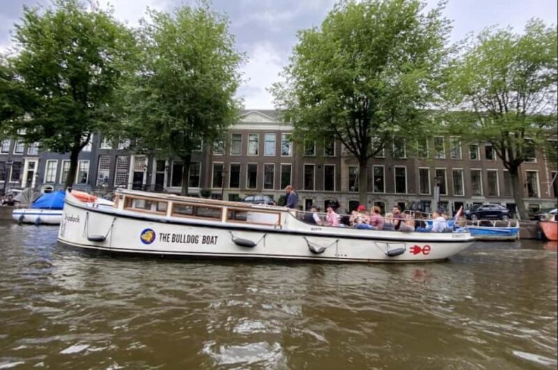 Amsterdam: The Bulldog Boat With 2 Drinks (420 Friendly) - The Authentic Canal Experience with a Twist
