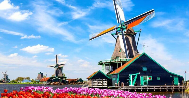 Amsterdam to Zaanse Schans Windmills, Volendam & Edam by Car - Key Points