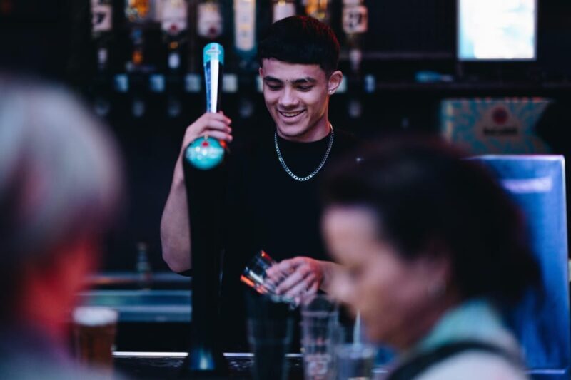 Amsterdam: Ultimate VR Experience: 60 minutes - The Experience: What You Can Expect