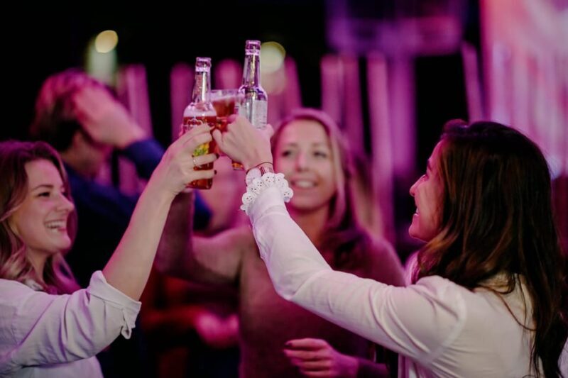 Amsterdam: Ultimate VR Experience: 60 minutes - The Bottom Line