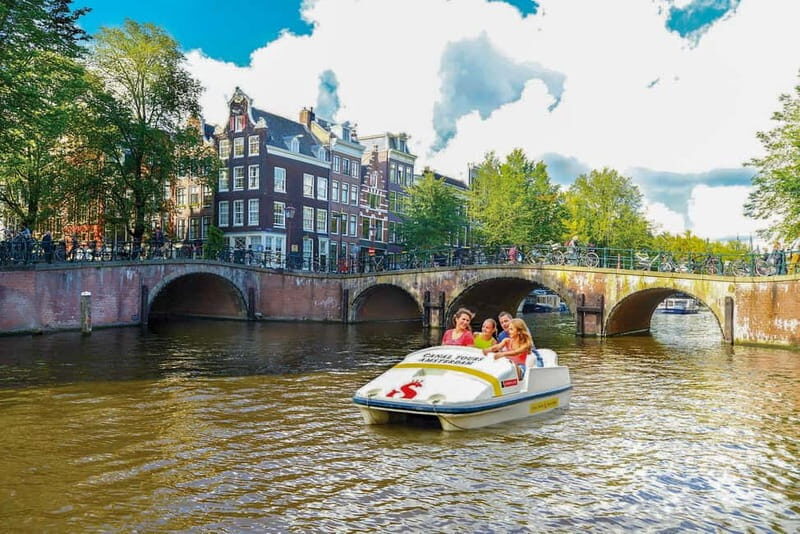 Amsterdam: Unique Pedal Boat Experience in the Canals - Why Choose the Pedal Boat Experience in Amsterdam?