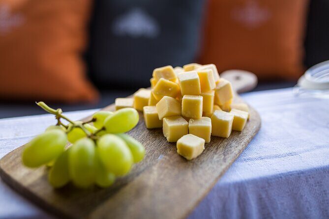 Amsterdam Walking Tour and Cruise with Drinks and Cheese Tasting - FAQs