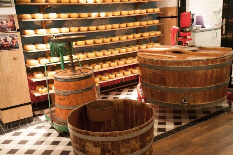 Amsterdam: Zaanse Schans, Cheese Tasting & Volendam Tour - Final Reflection