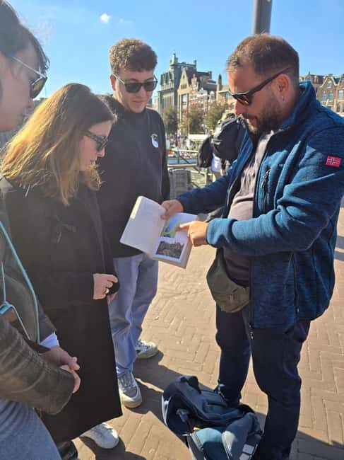 Amsterdams Hidden Facts: 750 Years of Secrets  by Adonis - FAQ