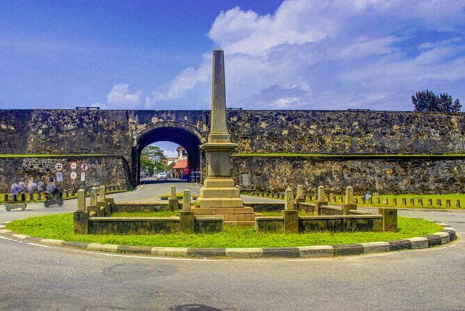 Ancient Dutch Fort Tour and River Safari from Galle - An Honest Look at the Ancient Dutch Fort Tour and River Safari from Galle