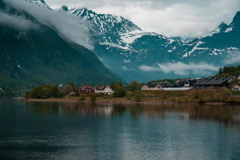 Åndalsnes: A Journey Through The Troll Road and Wall - Key Points