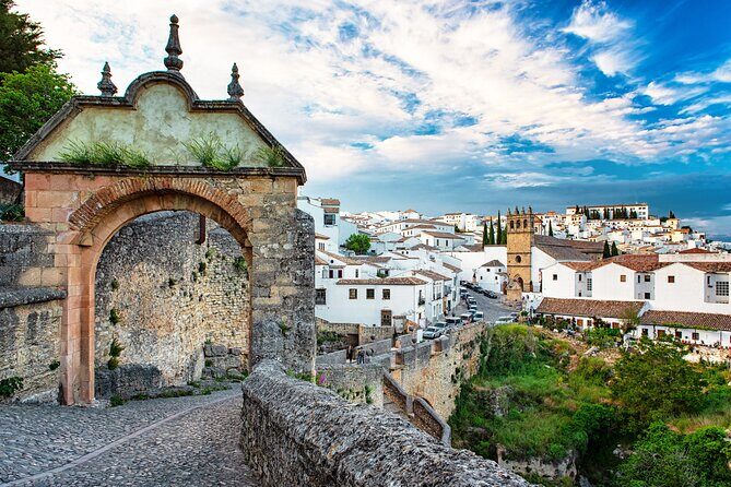 Andalucia's City Of Dreams: A Self-Guided Audio Tour of Ronda - A Deep Dive into the Itinerary