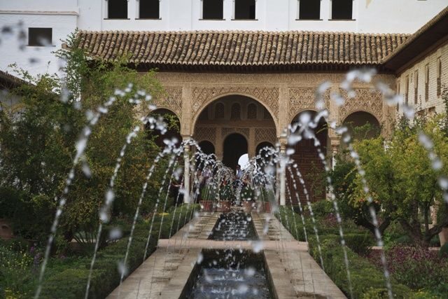 Andalusia and Valencia 6-Day Tour from Barcelona - Day-by-Day Breakdown of the Tour