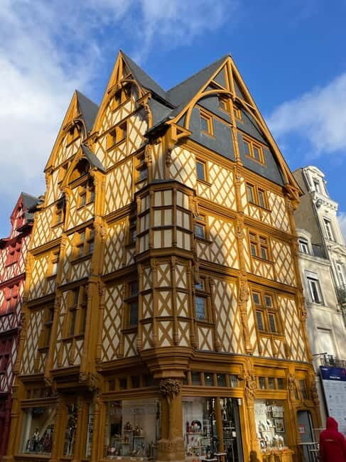 Angers: discovering the historic center - Practical Details and Value