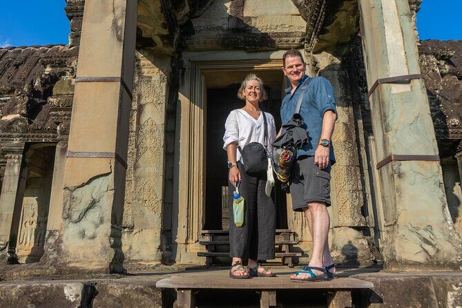 Angkor Adventure Vespa Tour - Inclusive local snacks & Lunch - Authenticity and Value