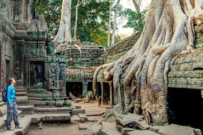Angkor Sunrise Small Group Tour Inclusive Breakfast and lunch - The Mystical Angkor Thom and Bayon: Faces of the Khmer Empire