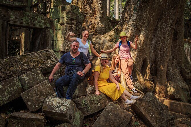 Angkor Sunrise Small Group Tour Inclusive Breakfast and lunch - Sampling Khmer Cuisine in a Village Setting