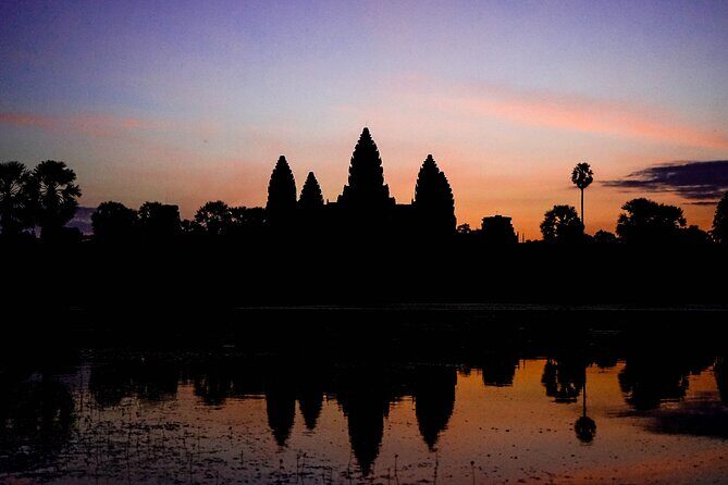 Angkor Sunrise Vespa Tour with Breakfast and Lunch - Authentic Experiences That Stand Out