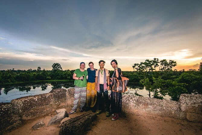 Angkor Sunset & Gondola Ride By Jeep - Who Will Love This Experience?