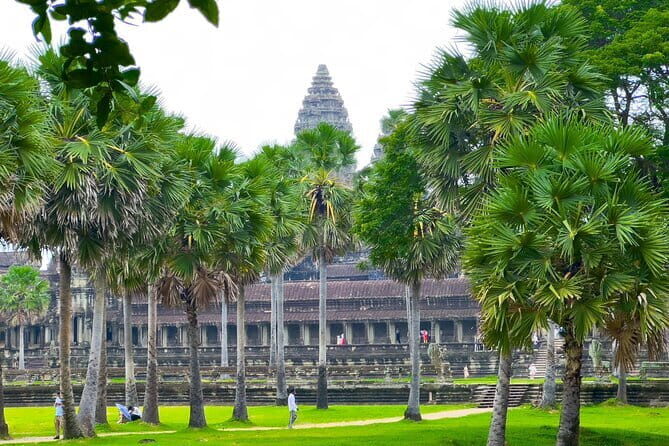 Angkor Wat 2 Days and a Half Temples & Tonle Sap-Small Group Tour - FAQs