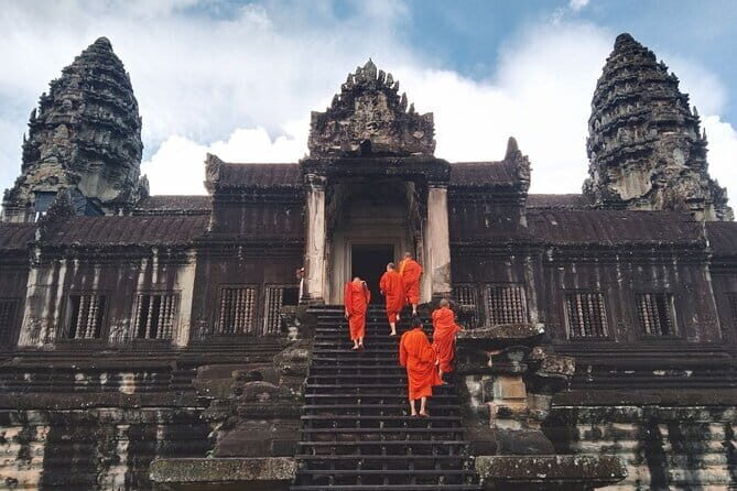 Angkor Wat 3 Days Private Tour from Ho Chi Minh City - What to Expect on This 3-Day Adventure