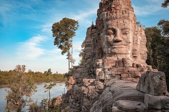 Angkor Wat Experience Temple Pass and Siem Reap Food Tour - Comprehensive Review of the Angkor Wat Experience Temple Pass and Siem Reap Food Tour