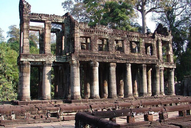 Angkor Wat Full-day Private tour - Exploring Angkor Thom and the South Gate