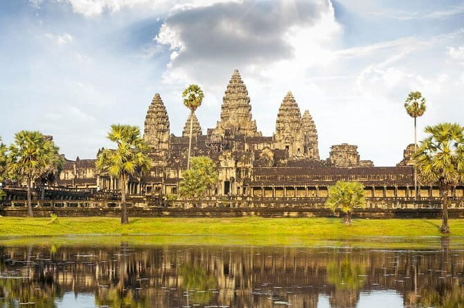 Angkor Wat Full Day Tour - Key Points