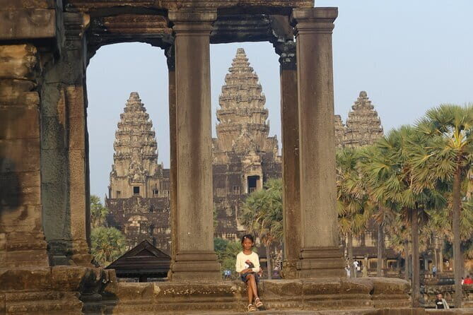 Angkor Wat Full Day Tour - What Travelers Should Know