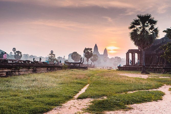Angkor Wat Small-Group Sunrise Tour from Siem Reap - A Deep Dive into the Experience