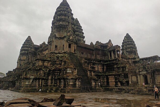 Angkor Wat Sunrise Full Day Tour - Who Is This Tour Best For?