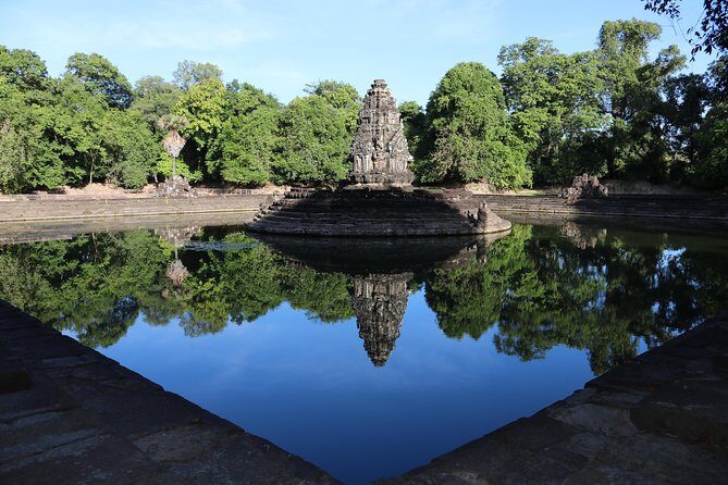 Angkor Wat Sunrise Tour: 2.5 Days with Tonle Sap Lake - Who Should Consider This Tour?