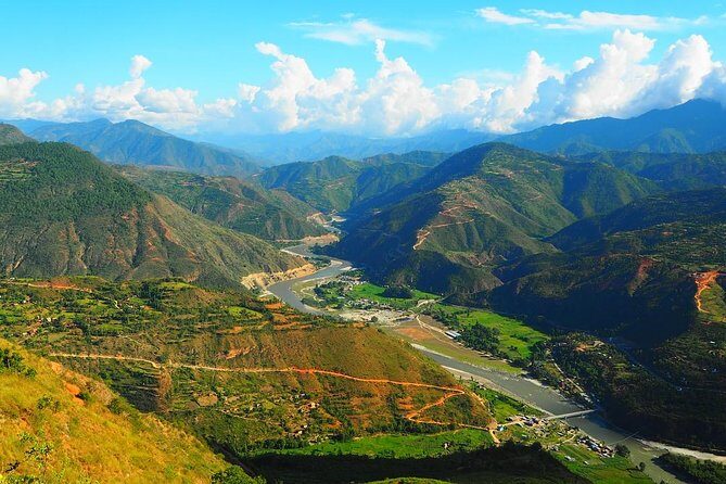 Annapurna Ghorepani Poon Hill trek from Pokhara short and easy hike in Himalaya - An Accessible Himalayan Escape with Unmatched Views