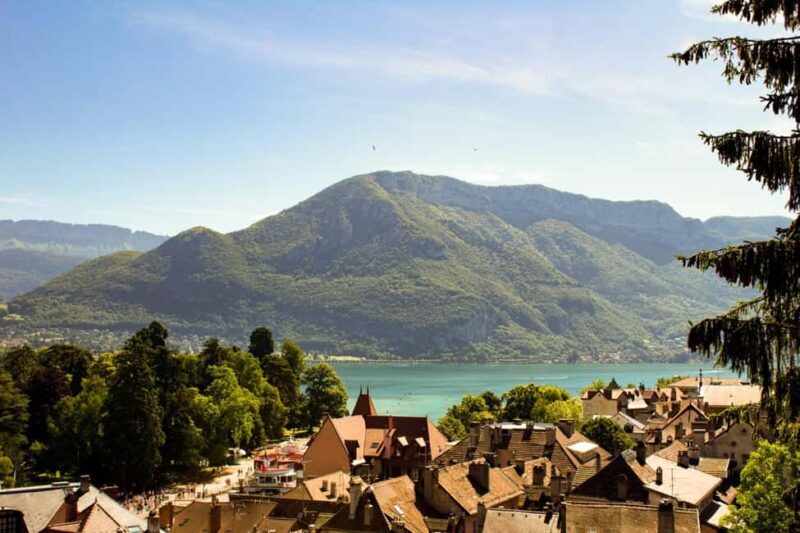 Annecy: 2-hour Best Intro Walking Tour with a Local - Exploring Annecy in Just 2 Hours: A Local-Led Walking Tour Review