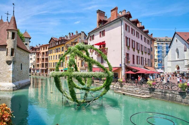 Annecy: 2-hour Best Intro Walking Tour with a Local - Who Will Love This Tour?