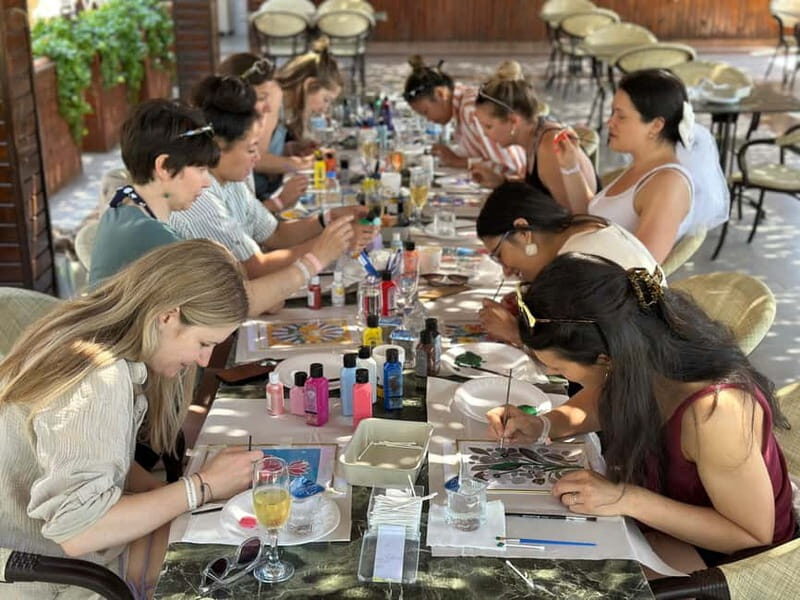 Antalya: Frame Glass Painting Workshop with Turkish Tea - Who Should Consider This Experience?