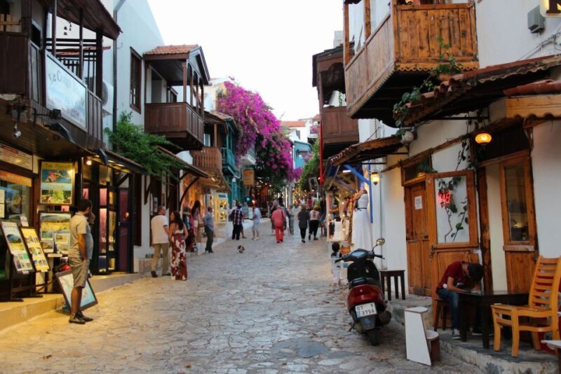 Antalya/Kemer: Old City, Waterfalls, Olympos Cable Car, Boat - FAQs
