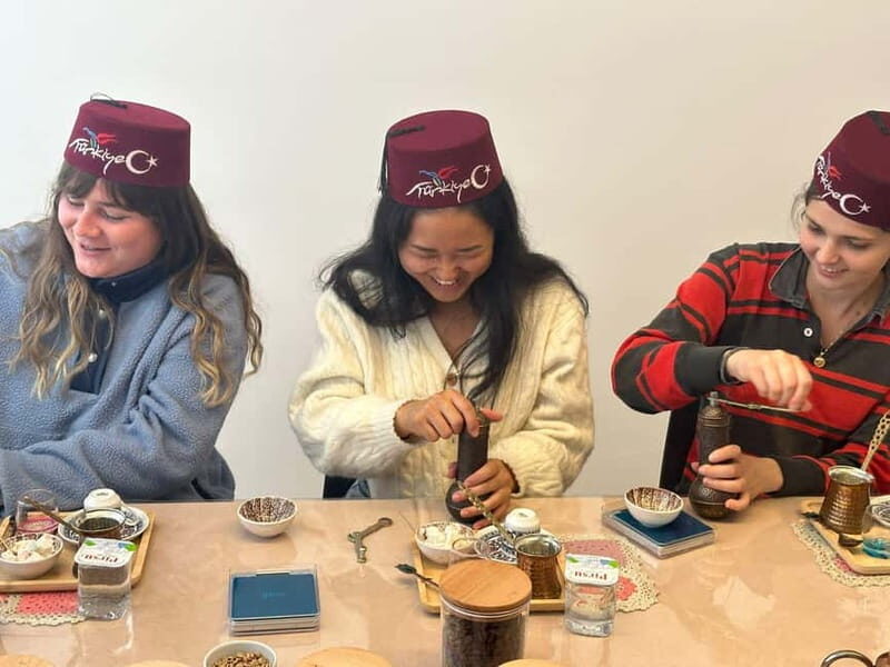 Antalya:Turkish Coffee Workshop + Fortune Telling + Gift Set - FAQs