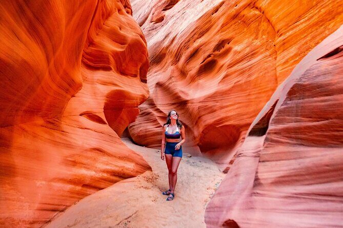 Antelope Canyon Horseshoe Bend Small Group Tour from Las Vegas - FAQ