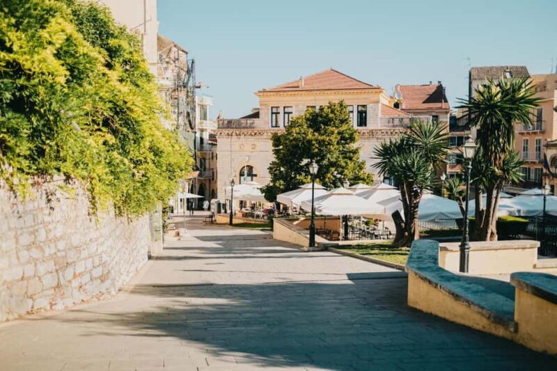 Antibes: Express Walk with a Local in 60 minutes - FAQ