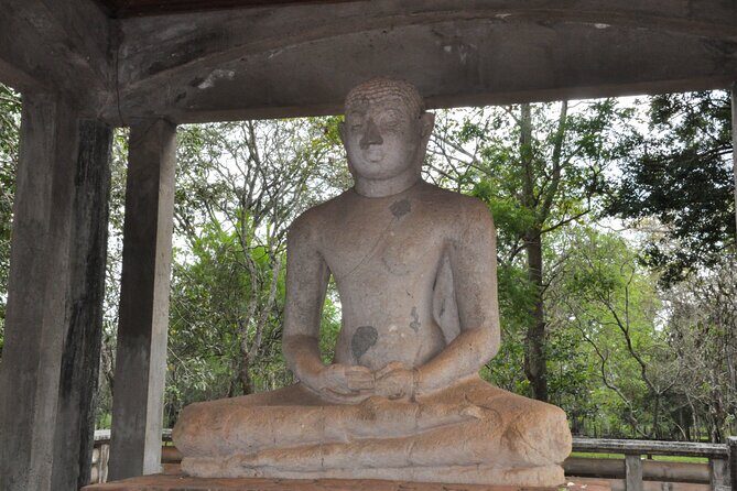 Anuradhapura Buddhist Icons Tour from Kalpitiya - Discovering Sri Lanka’s Sacred Landmarks