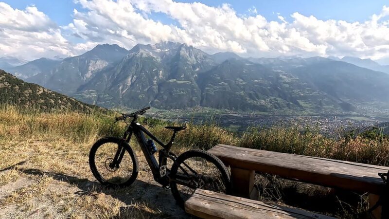 Aosta: E-bike full suspension day rental - The Experience in Detail