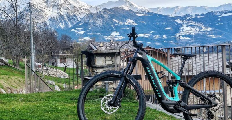 Aosta: E-bike full suspension day rental - The Sum Up