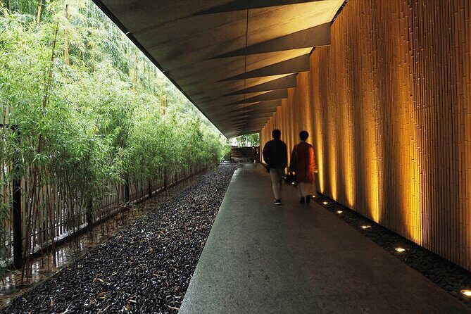 Aoyama Art Museum Tour from Tokyo - Who Should Consider This Tour?