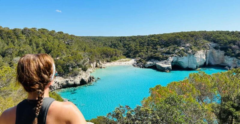 Aperitif with a view: The panoramas of Galdana and Mitjana - The Aperitif Experience: A Unique Touch