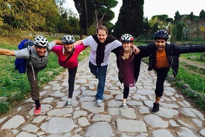 Appian Way E-bike Tour with Gourmet Picnic and Catacombs - FAQ