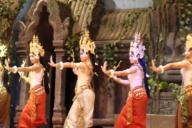 Apsara Dance Performance Including Buffet Dinner and Hotel Pickup - Who Should Consider This Tour?