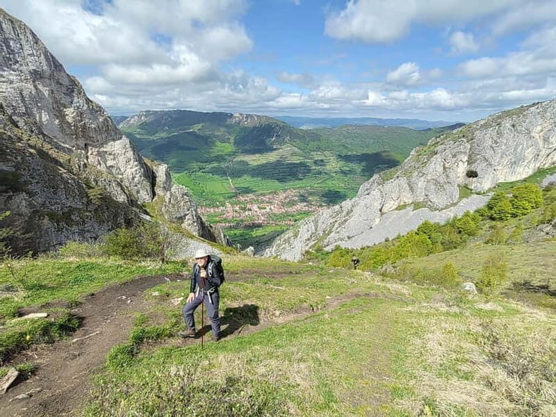 Apuseni Mountains: One day hiking from Cluj Napoca - Exploring the Apuseni Mountains: What to Expect