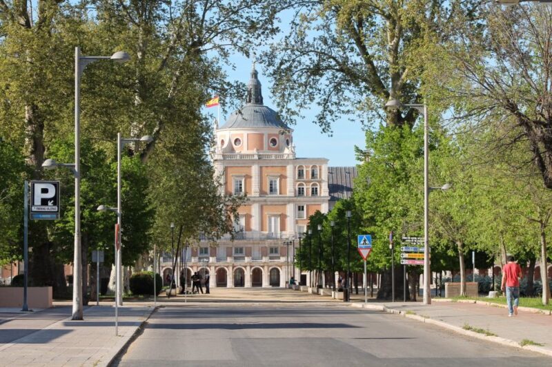 Aranjuez: City and Gardens Guided Walking Tour - Discovering Aranjuez: An Introduction