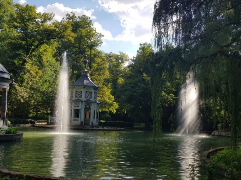 Aranjuez: City and Gardens Guided Walking Tour - Who Will Enjoy This Tour?