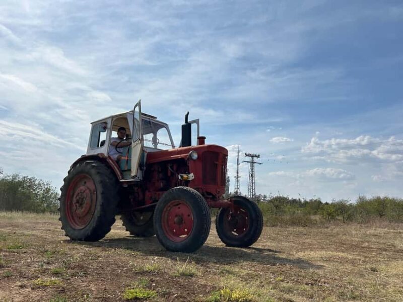 Arbanasi: 40-Minute Tractor Self-Driving Experience - Discover the Charm of a Self-Driving Tractor Tour in Arbanasi