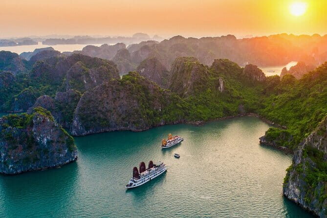 Arcady Cruise Halong Bay 2-day from Hanoi - Introduction to the Arcady Cruise Experience