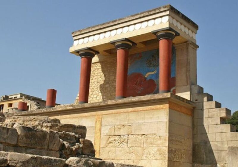 Archaeological Museum & Knossos Palace Guided Tour Half Day - Key Points